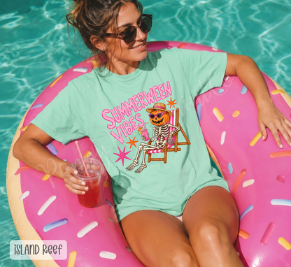 Summerween Vibes Comfort Colors, Trendy Women's Tee, Gift for Her